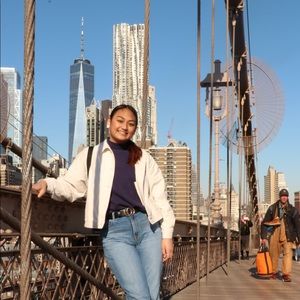 Meet your Posher, Daniella